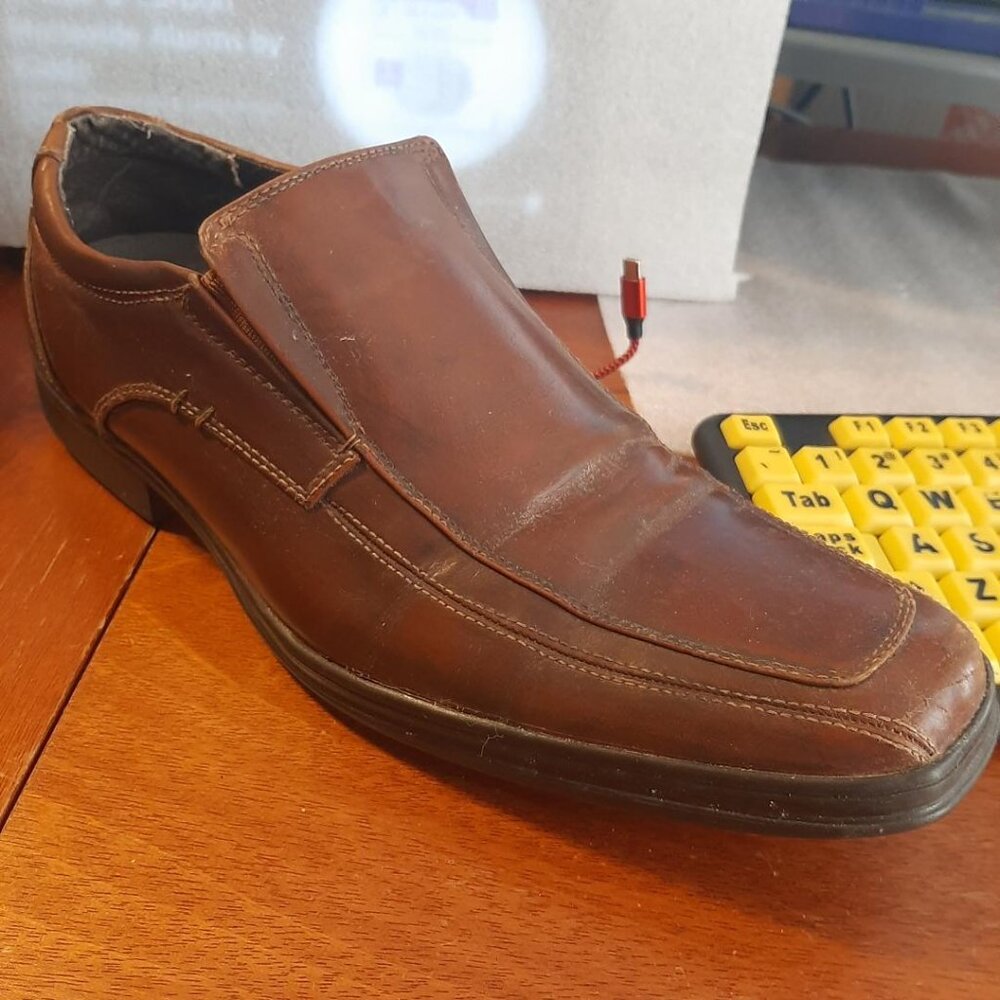 Attention Men Slip In Shoe Brown Size 10.5 PreLoved Good Condition